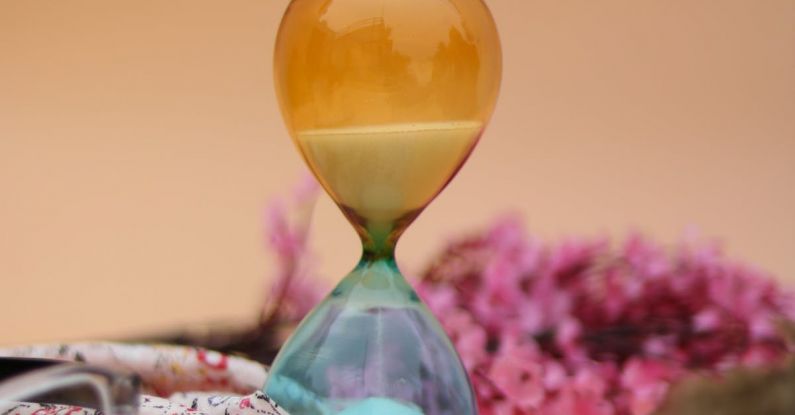 Hourglass Patience - Product Photography